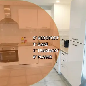 Renove 2023 Proche Aeroport 5min, Gare Sncf 2 Min, Tramway Au Pied De L'immeuble , Parking Possible, Renovated 2023 Near The Airport 5 Min, Train Station 2 Min, Tram Next To The Building 1 Min, Parking Possible Appartamento Nizza
